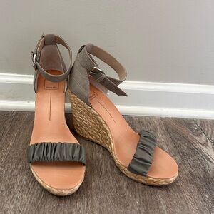 Neko Ruched Espadrille Leather Wedges